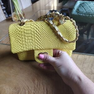 Yellow Snake Print Chain Shoulder Bag